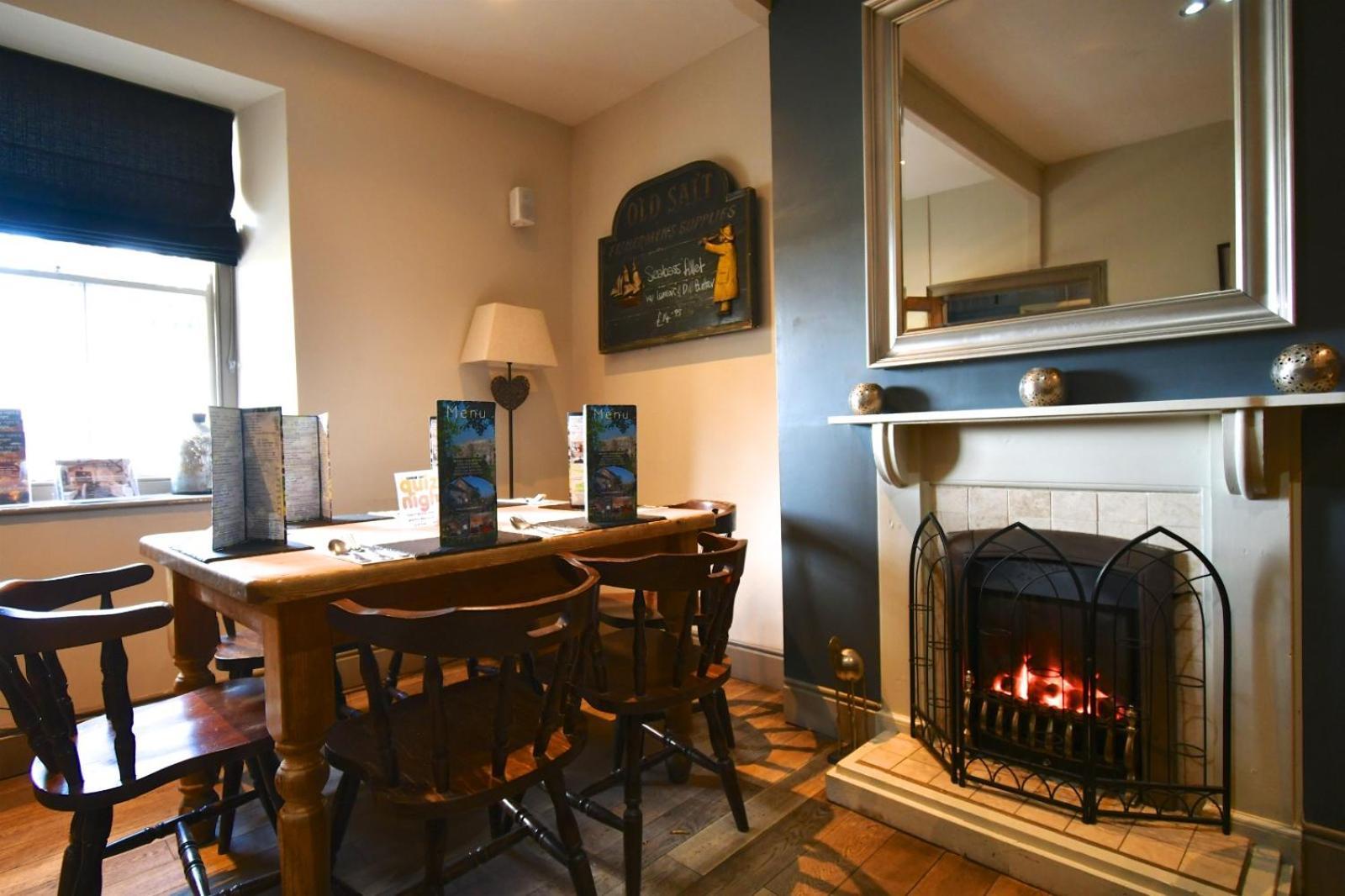 Carew Inn Kültér fotó