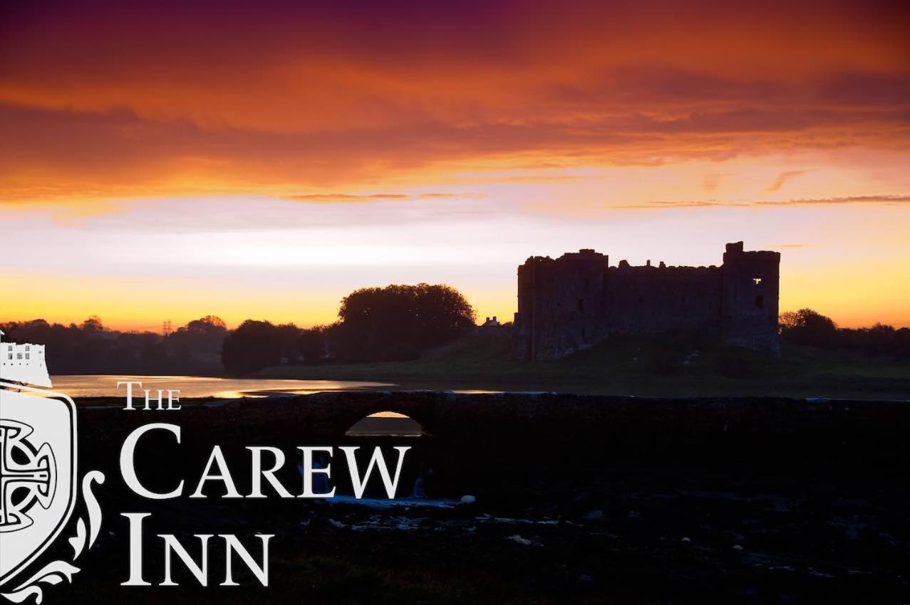 Carew Inn Kültér fotó